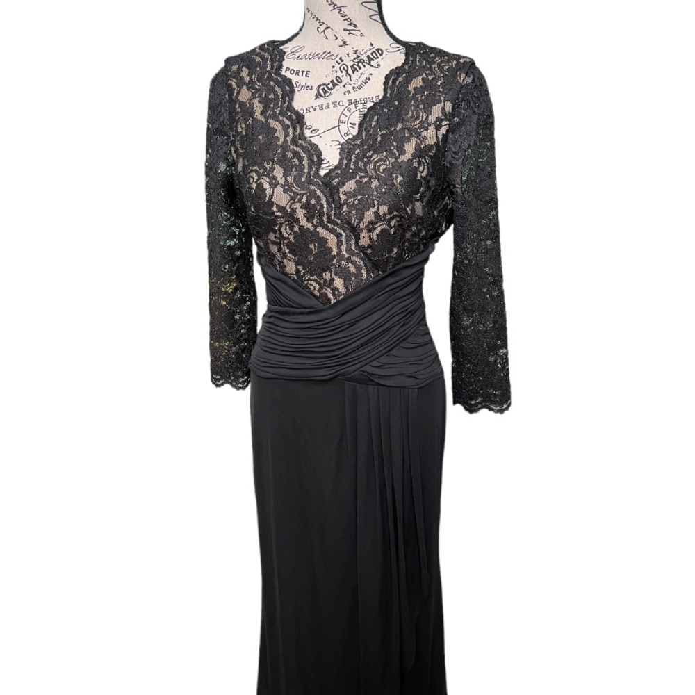 Jessica Howard Gown